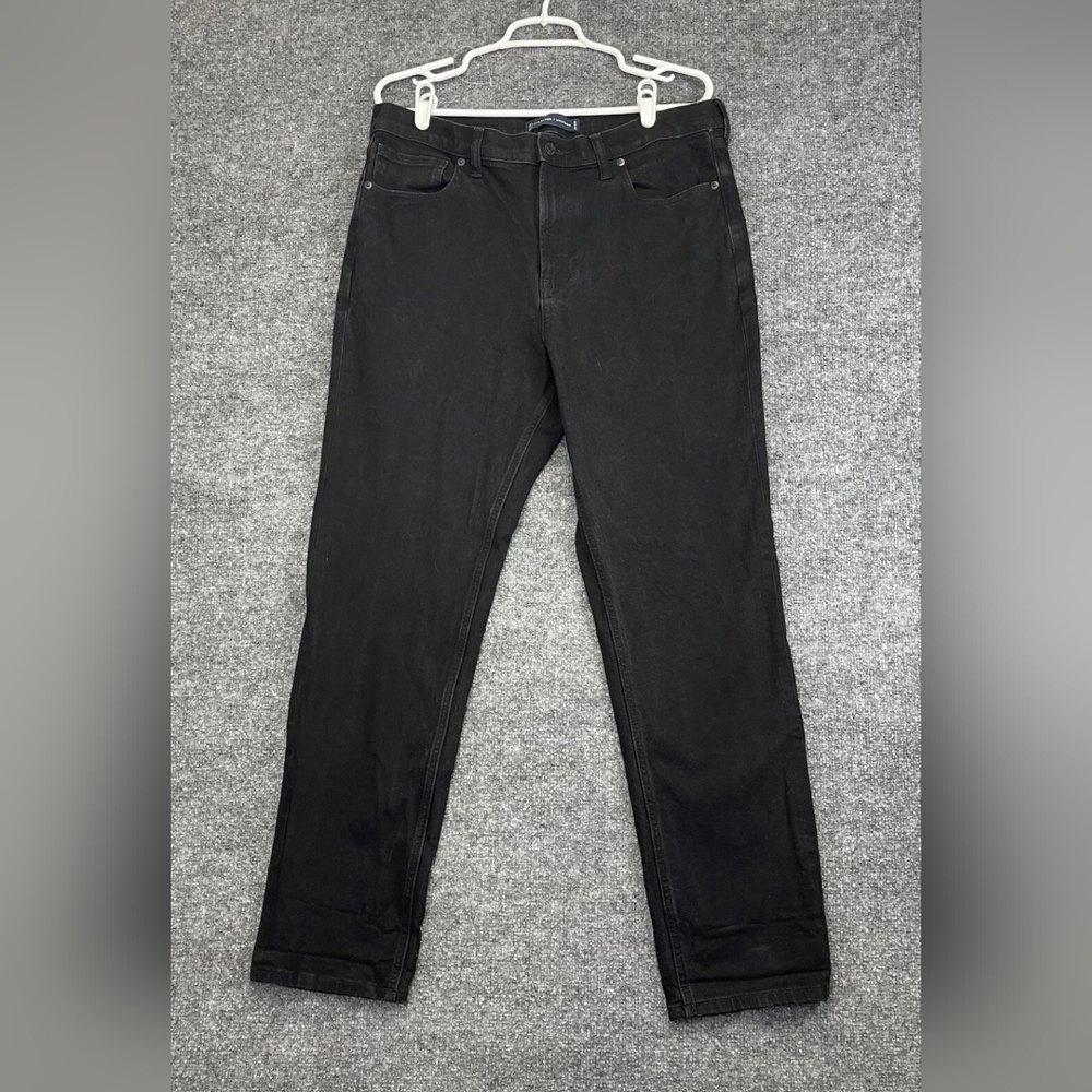 Everlane Black Uniform Athletic 4-Way Stretch Organic Denim Mens Size 30X28